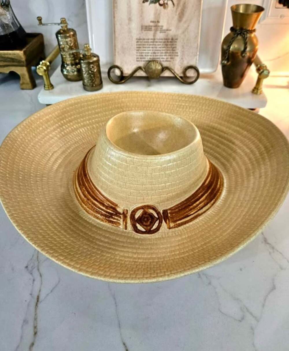 Vintage Treasure Craft Palomino Ceramic Sombrero Chip and Dip Serving Platter